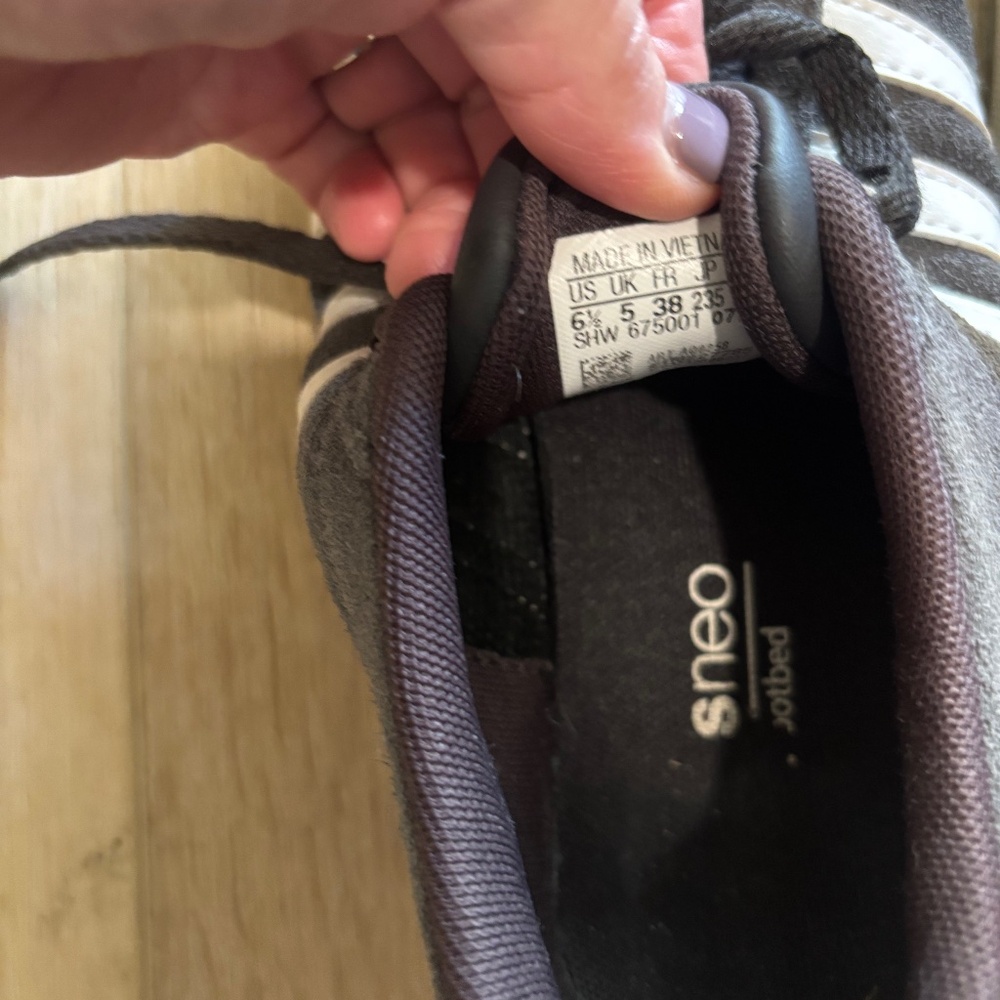Adidas 6.5 shoes sneo dark gray - Picture 4 of 4